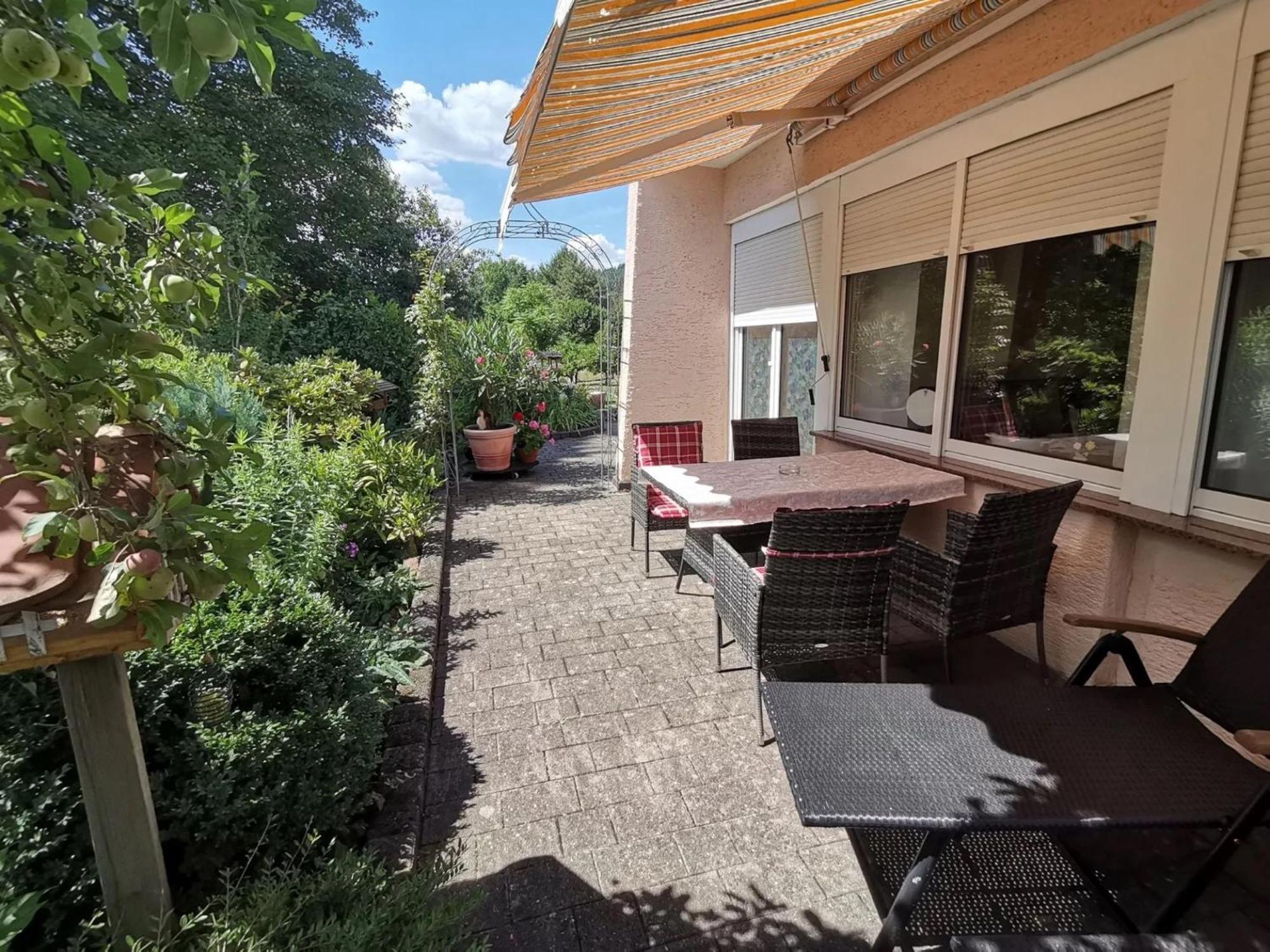 Ferienwohnungen 'Blick Zur Madonna' Fischbach bei Dahn Exterior photo