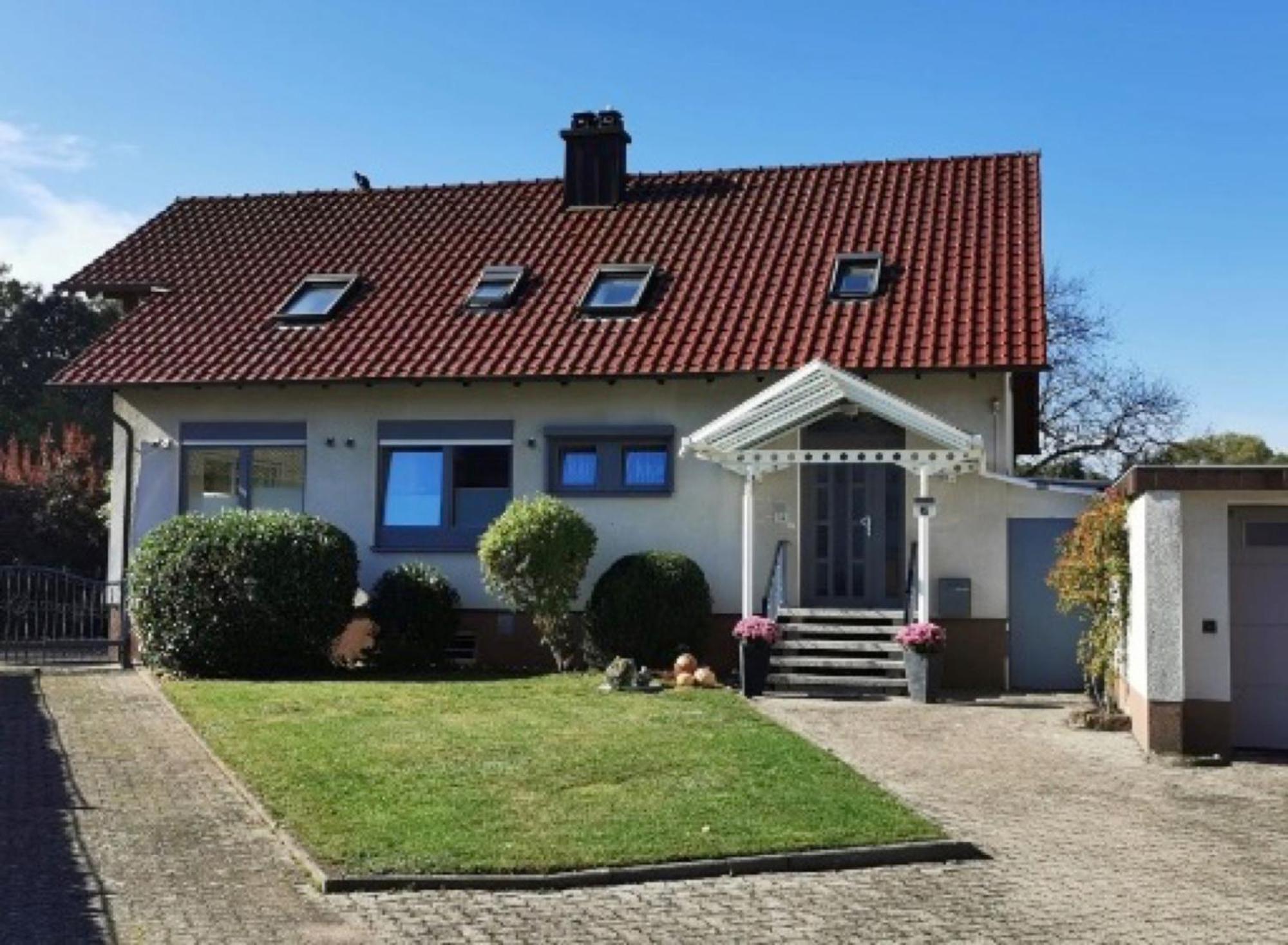 Ferienwohnungen 'Blick Zur Madonna' Fischbach bei Dahn Exterior photo